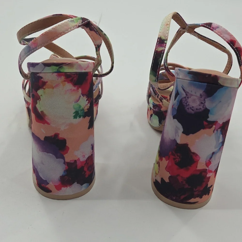 Floral Platform Strappt Sandals - Picture 6 of 16